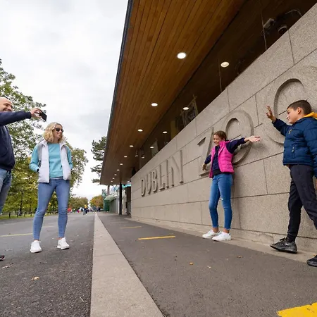 Maldron Kevin Street, Отель 4*