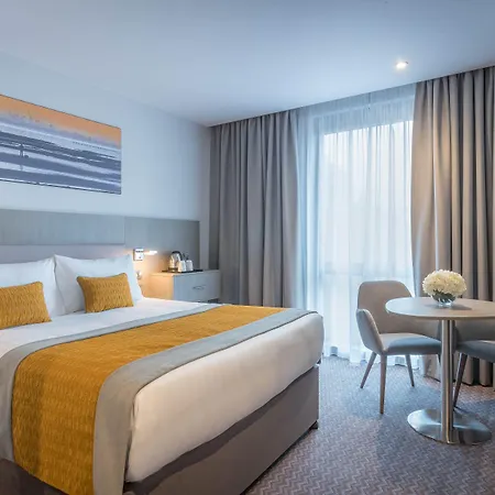 Hotel Maldron Kevin Street, 4*