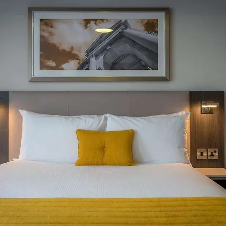 Maldron Kevin Street,