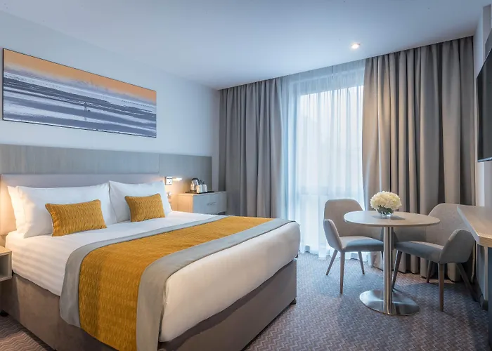 Hotel Maldron Kevin Street, 4*